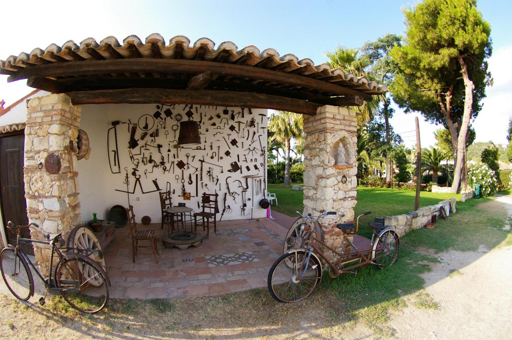 Hotel Residence Costa Azzurra Capo Vaticano Esterno foto