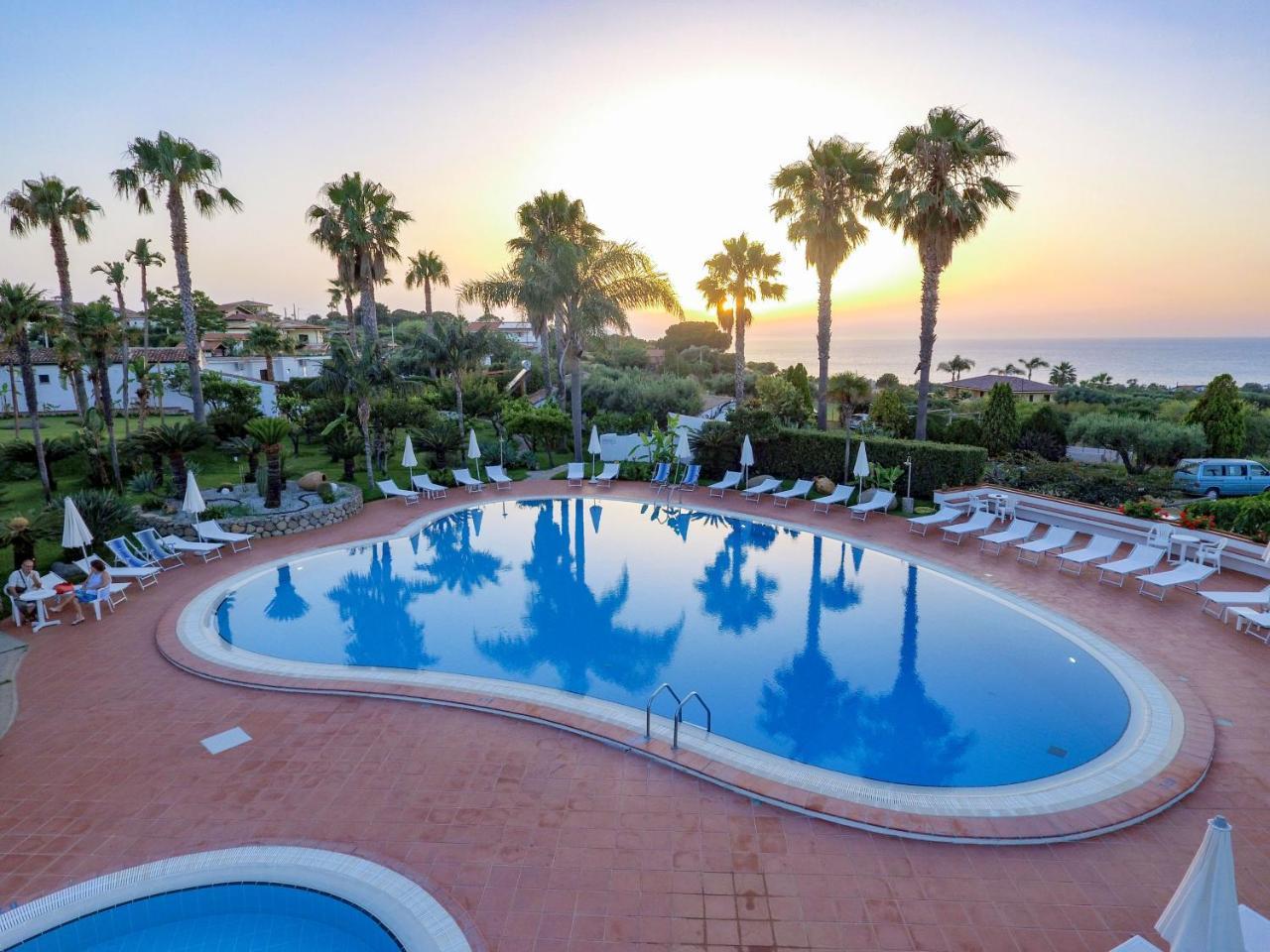 Hotel Residence Costa Azzurra Capo Vaticano Esterno foto