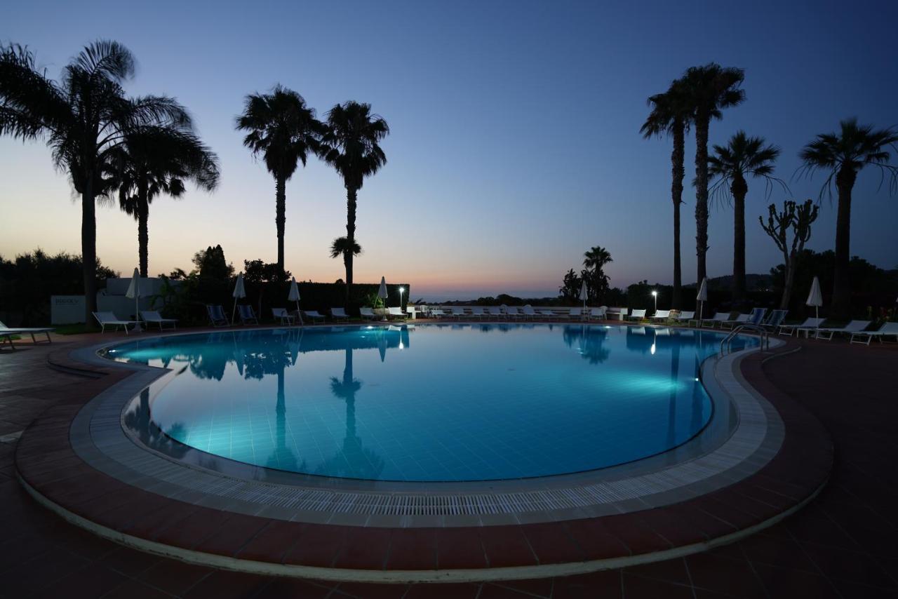 Hotel Residence Costa Azzurra Capo Vaticano Esterno foto